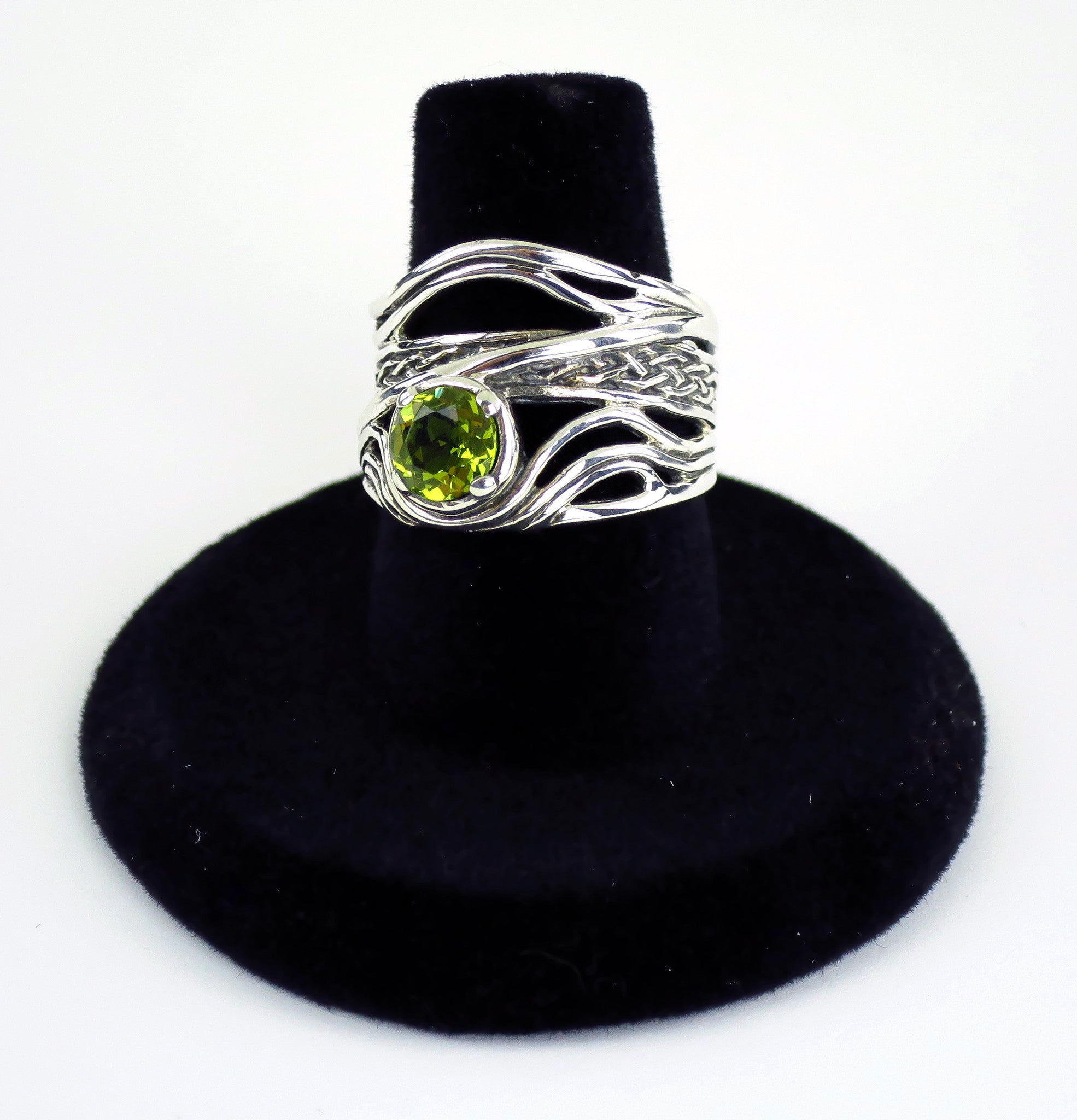 Celtic Weave Ring with Gemstone -- DragonSpace