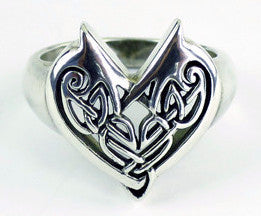Celtic Heart Ring -- DragonSpace