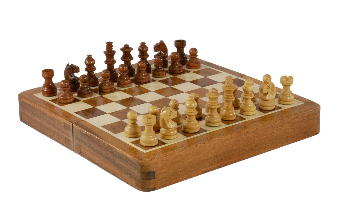 Magnetic Foldable Chess Set (7")