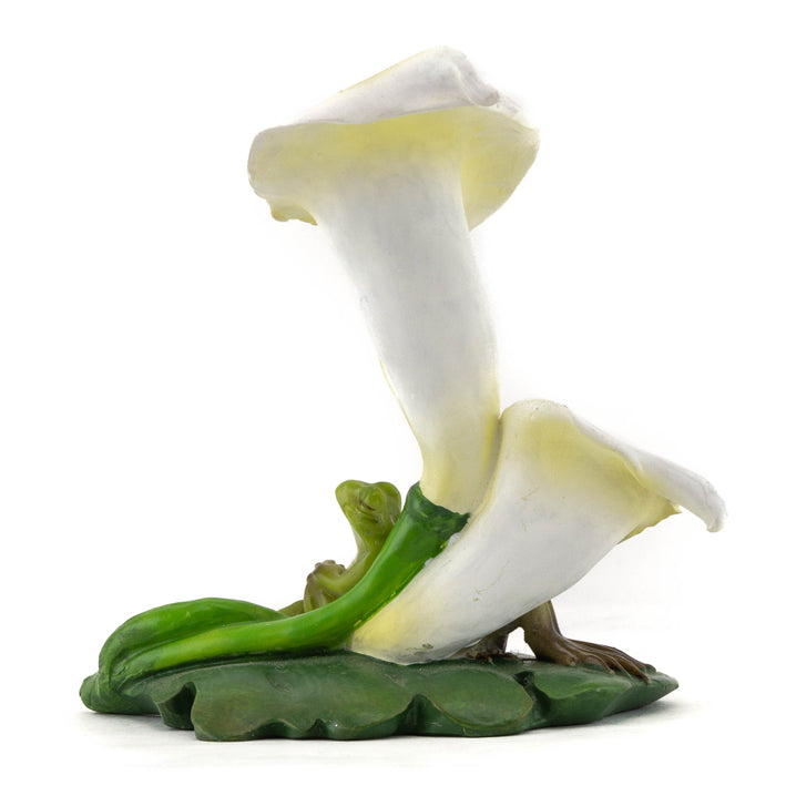 Frogs with Calla Lily