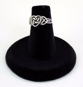 Celtic Heart Ring -- DragonSpace