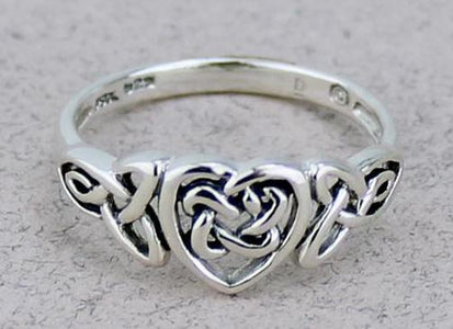 Celtic Heart Ring -- DragonSpace