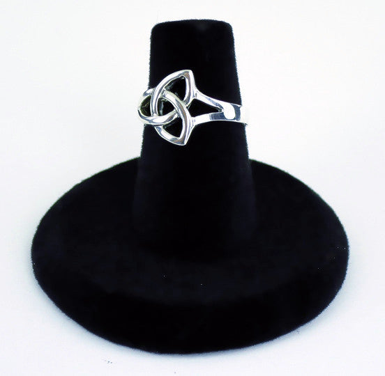 Triquetra Ring