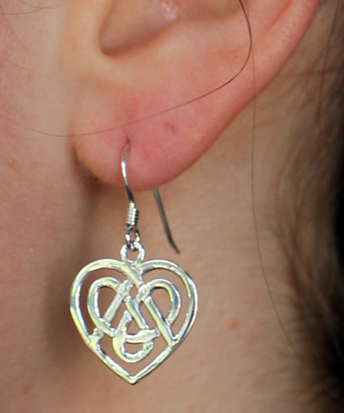 Celtic Heart Earrings -- DragonSpace