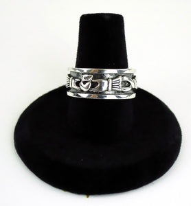 Claddagh Band Ring -- DragonSpace