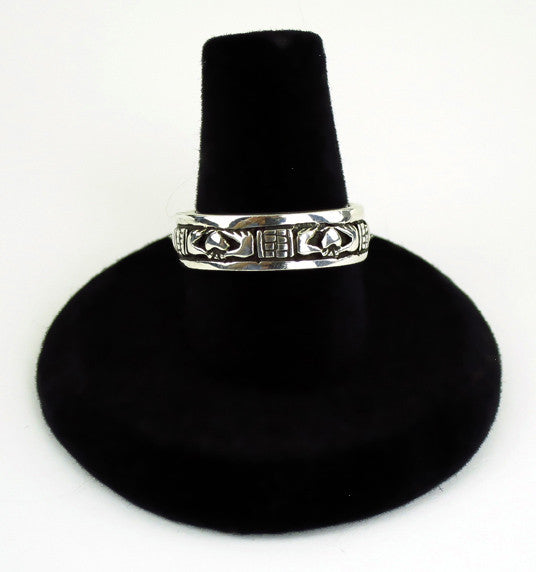 Claddagh Band Ring -- DragonSpace