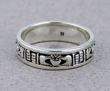 Claddagh Band Ring -- DragonSpace