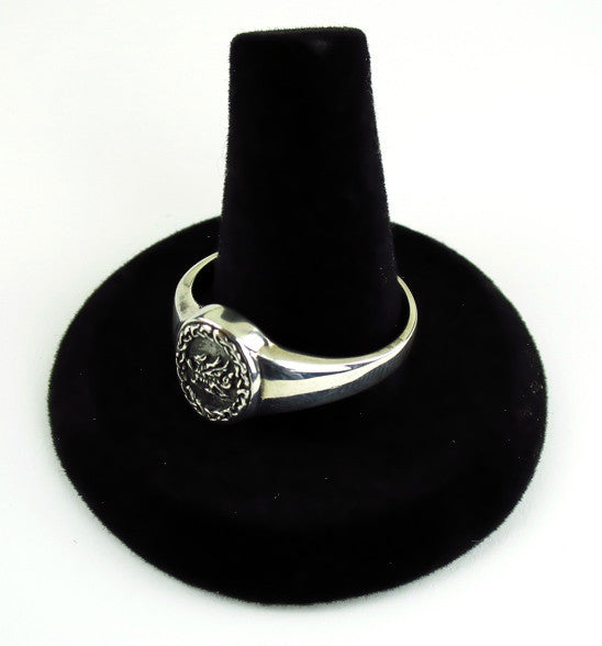 Dragon Insignia Ring -- DragonSpace