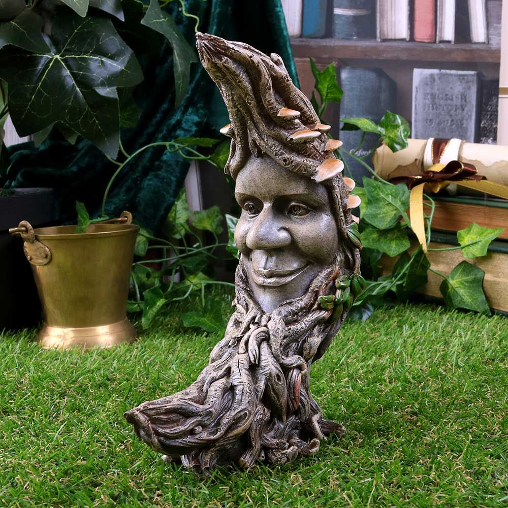 Luna Oak Tree Spirit